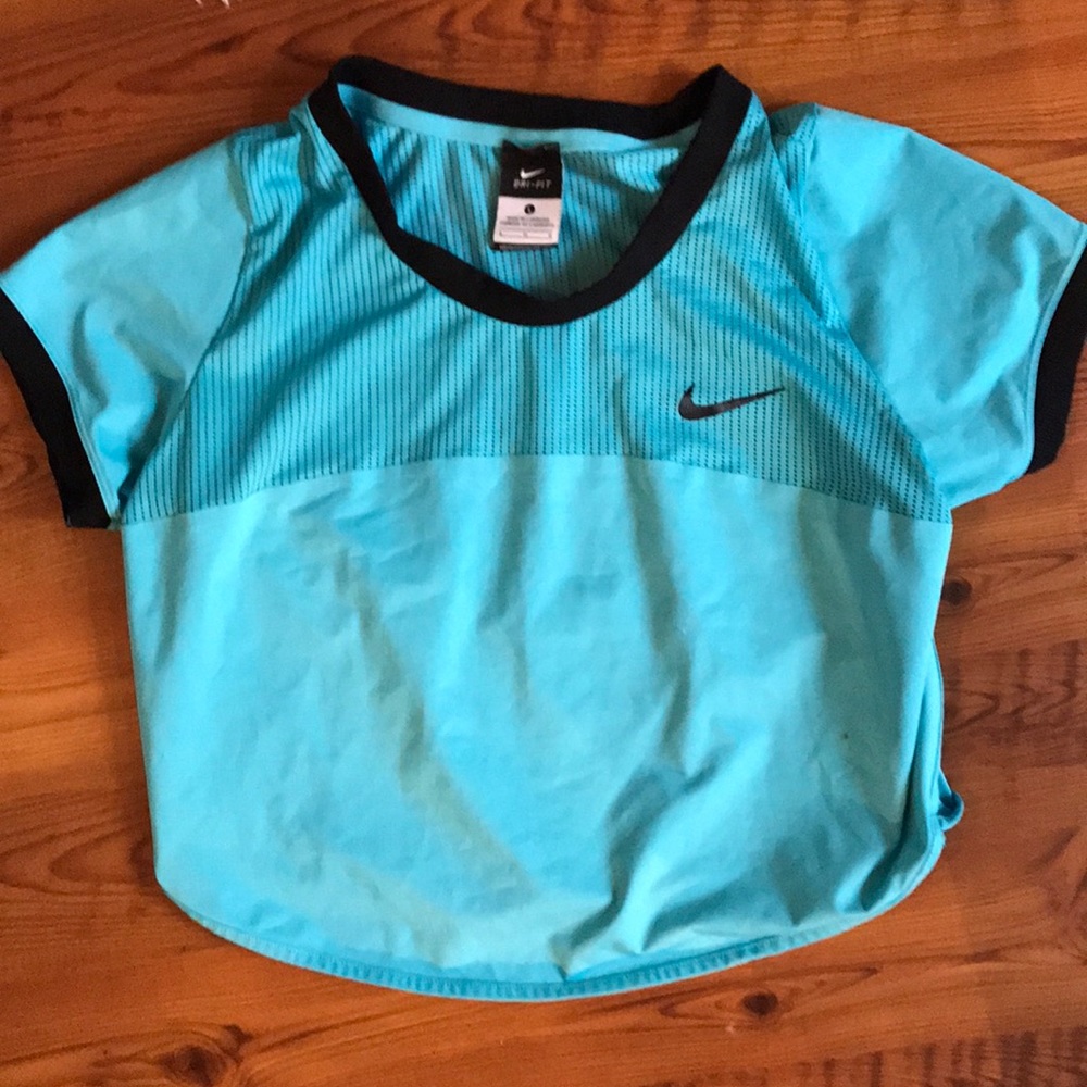 Nike cropped dry fit